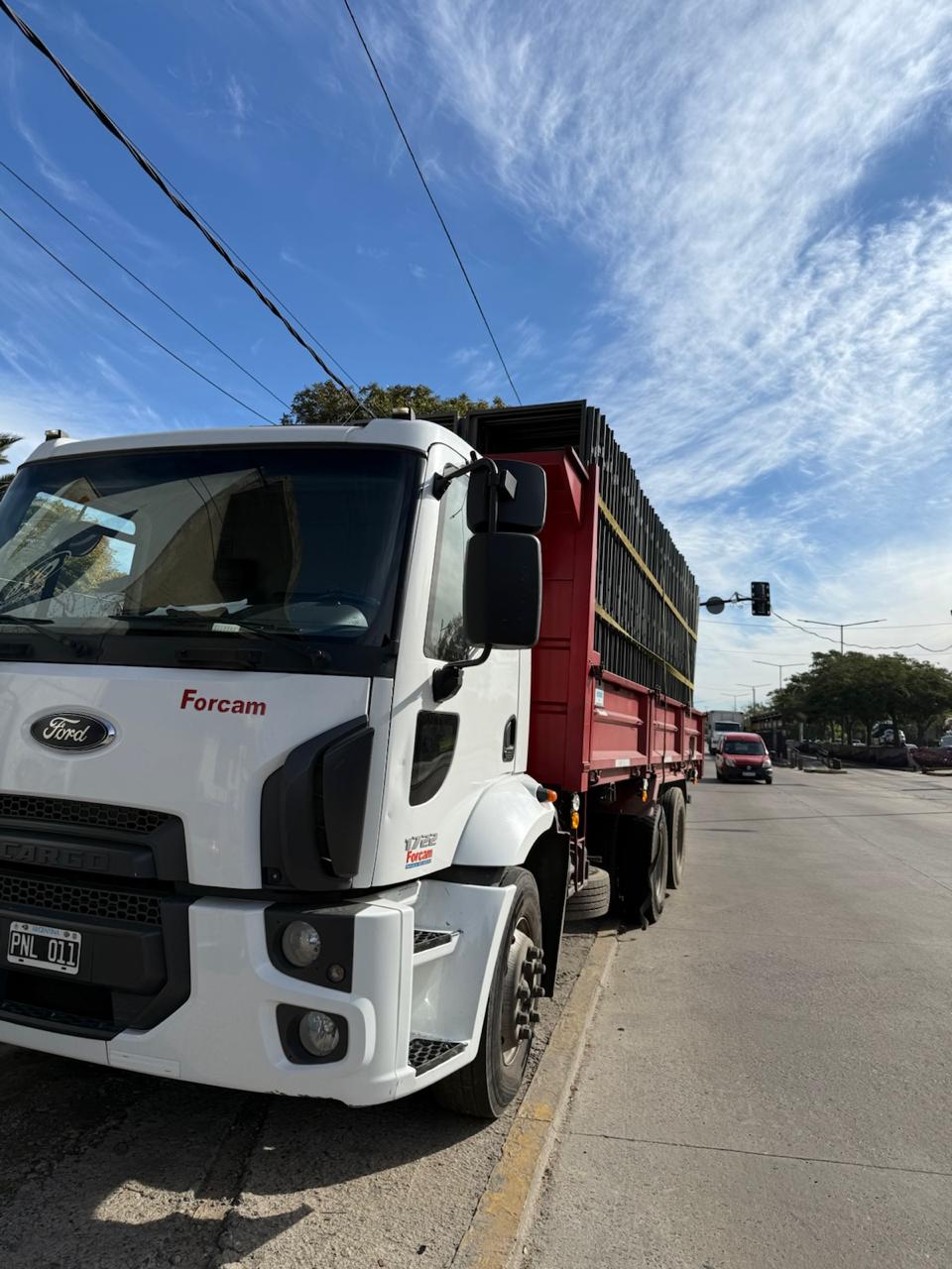 Camión de distribución OXO Aberturas Buenos Aires